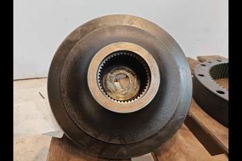 salg af John Deere 6150 M LEFT Rear axle planetary gear